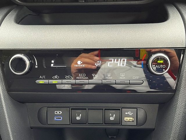 YARIS CROSS HYBRID