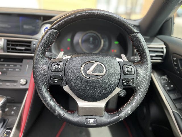 LEXUS IS300h AWD