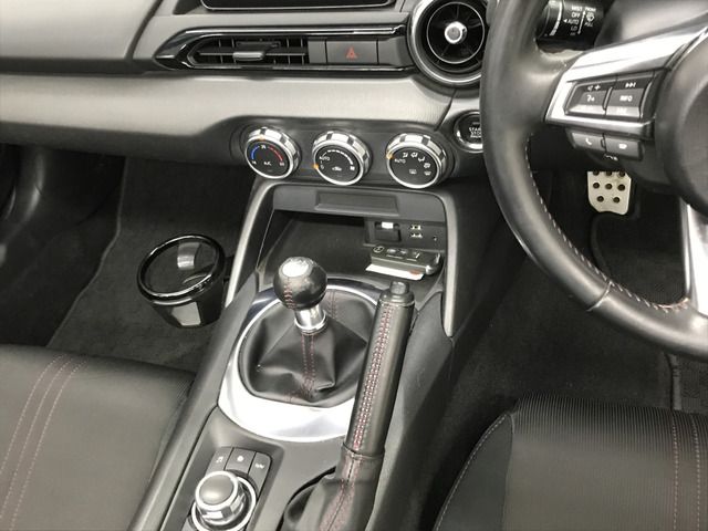 ROADSTER