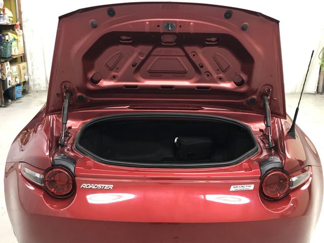 ROADSTER