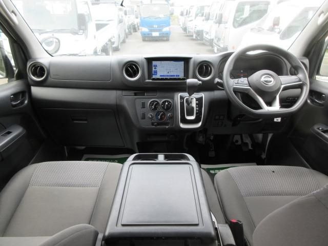 CARAVAN van 2WD