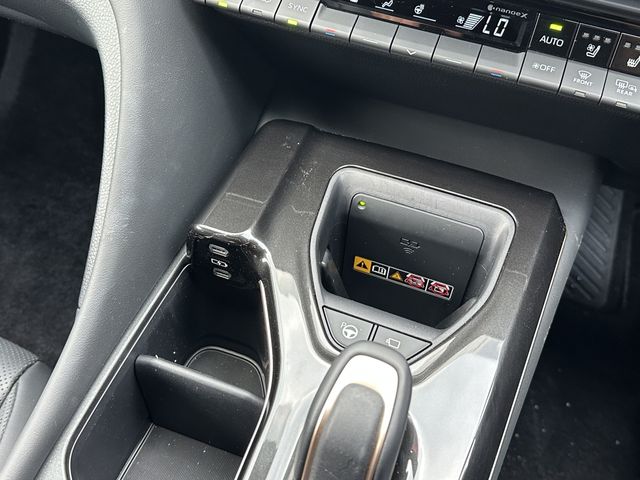 CROWN ESTATE 4WD