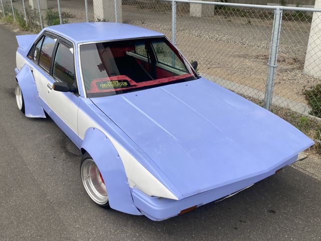 CARINA hatchback