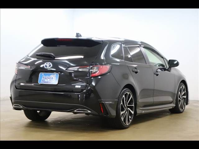 COROLLA TOURING HYBRID