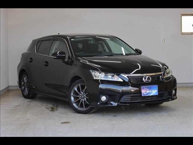 LEXUS CT200h