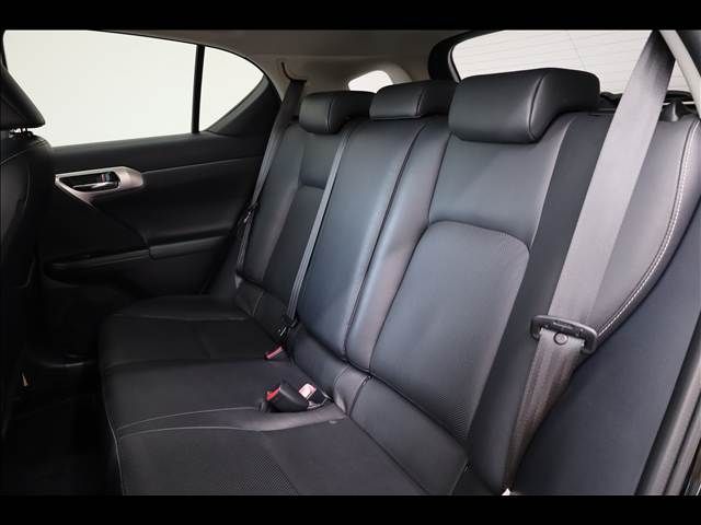 LEXUS CT200h