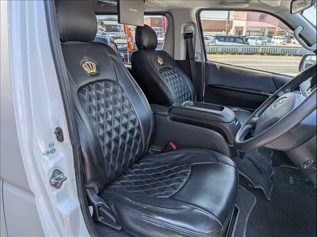 HIACE van 2WD