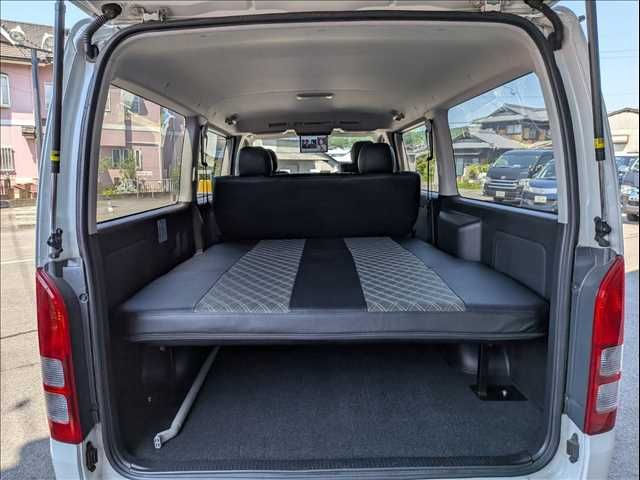 HIACE van 2WD