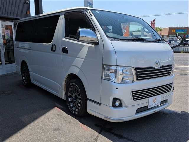 HIACE van 2WD