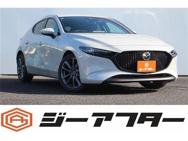 MAZDA3 FASTBACK