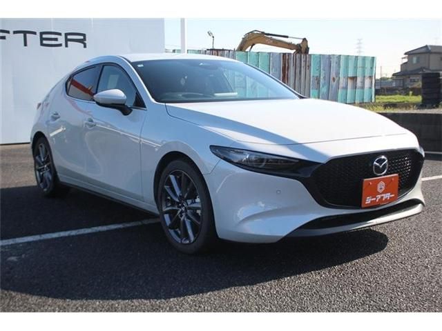 MAZDA3 FASTBACK
