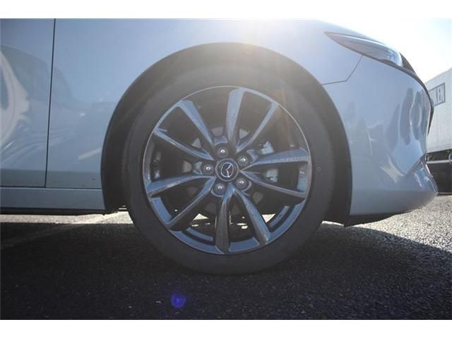 MAZDA3 FASTBACK