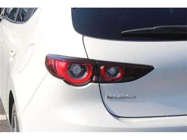 MAZDA3 FASTBACK
