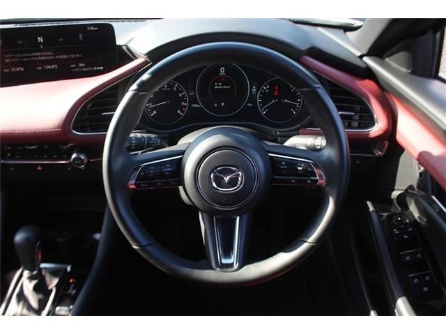 MAZDA3 FASTBACK
