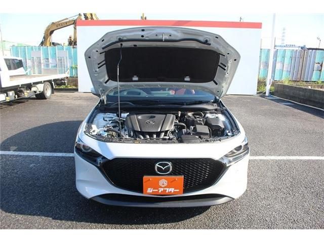 MAZDA3 FASTBACK