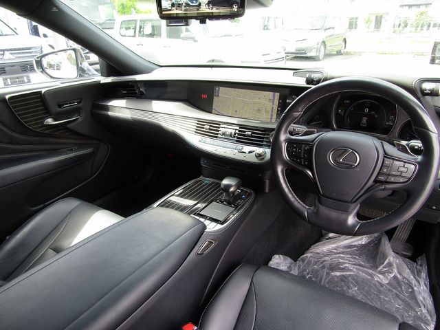 LEXUS LS500h