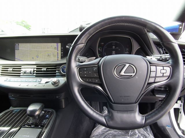 LEXUS LS500h
