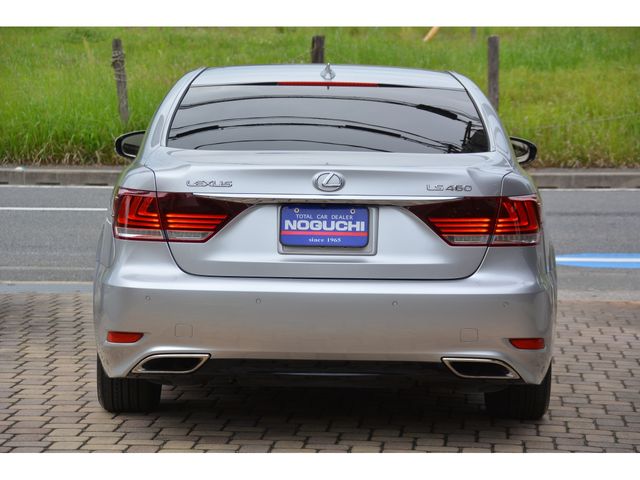LEXUS LS460