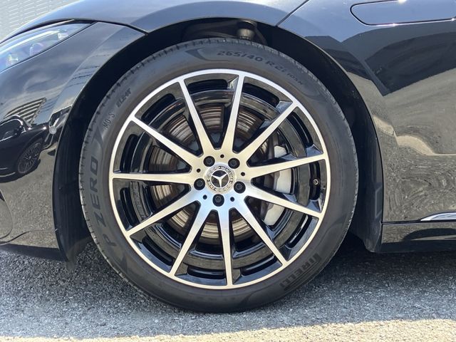 MERCEDES BENZ EQS