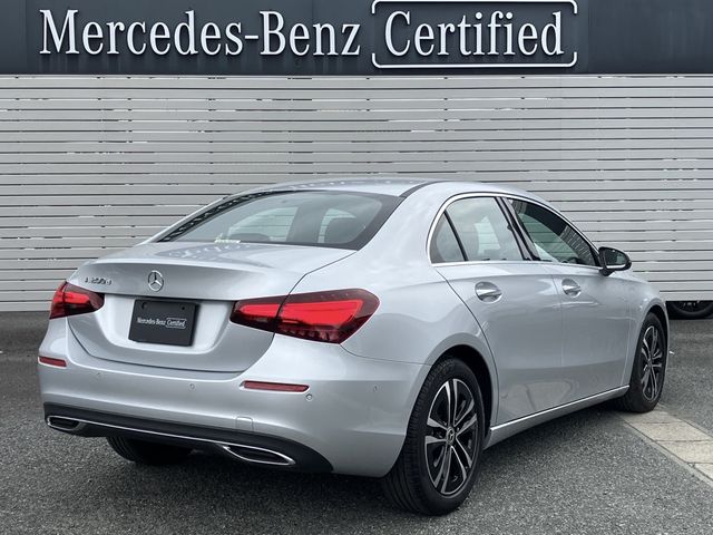 MERCEDES BENZ A class sedan