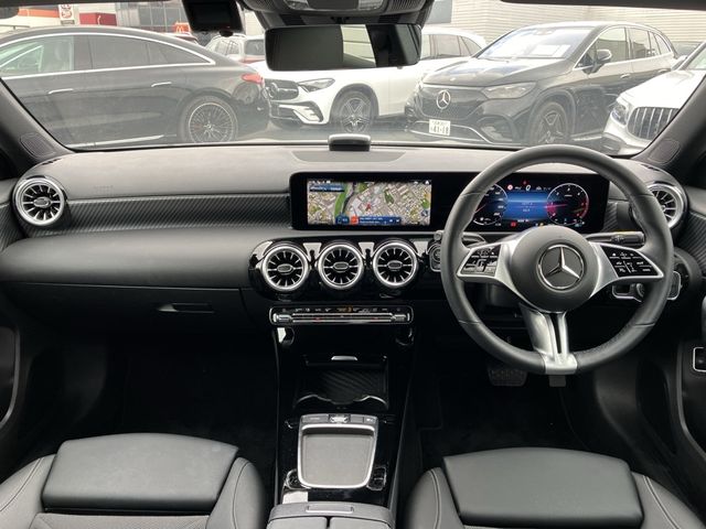 MERCEDES BENZ A class sedan