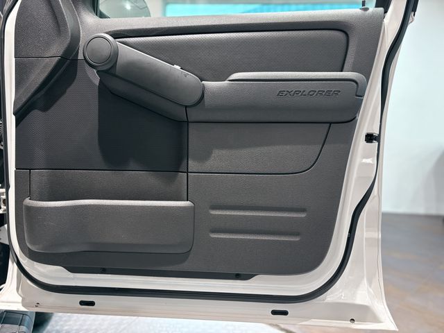FORD EXPLORER SPORT TRAC
