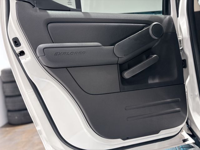 FORD EXPLORER SPORT TRAC