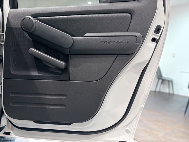 FORD EXPLORER SPORT TRAC
