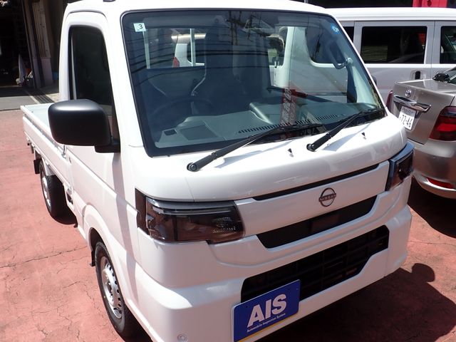 CLIPPER truck