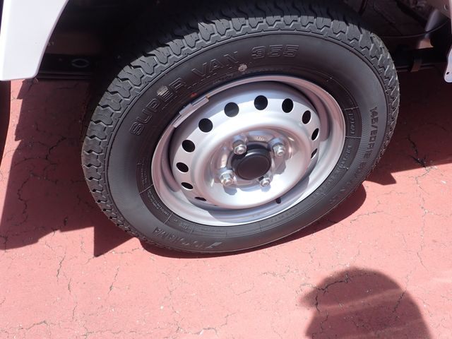 CLIPPER truck