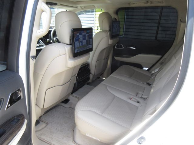 LANDCRUISER wagon