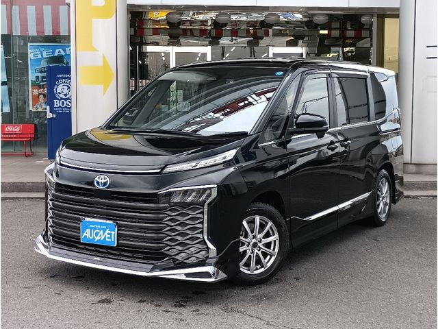 VOXY HYBRID