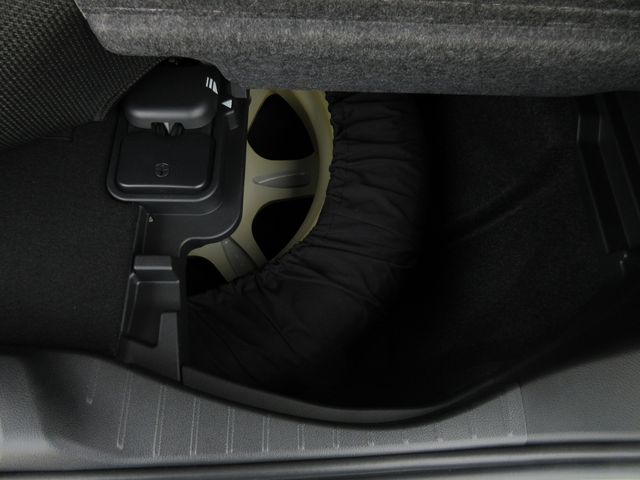 Lexus LM500h