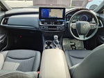 CROWN sedan hybrid