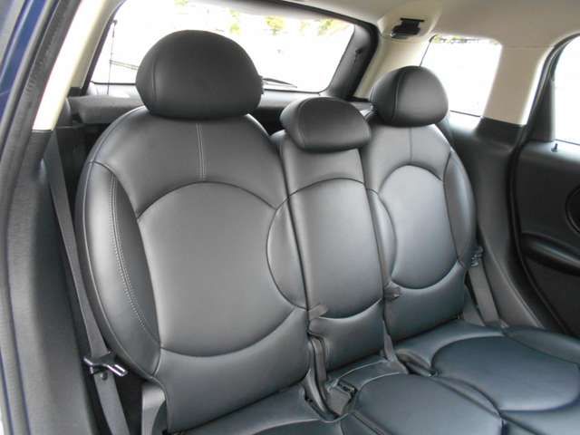 BMW MINI COOPER CROSSOVER