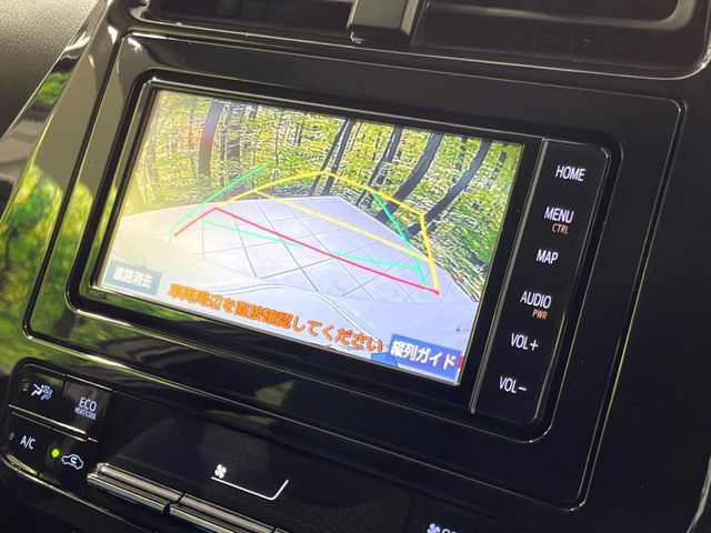 PRIUS 4WD