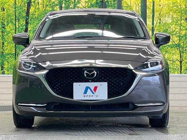 MAZDA2