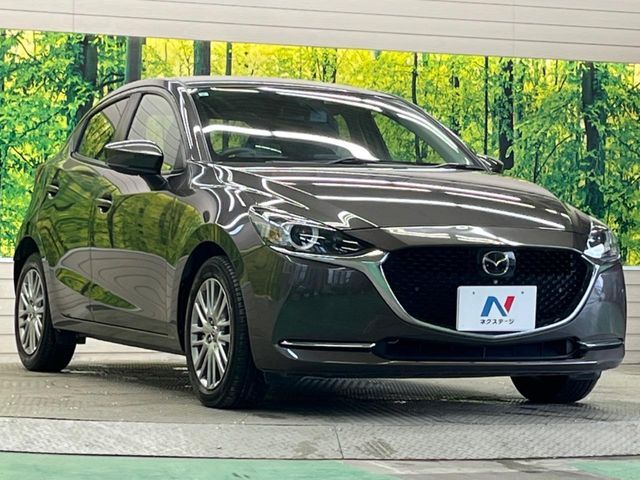 MAZDA2