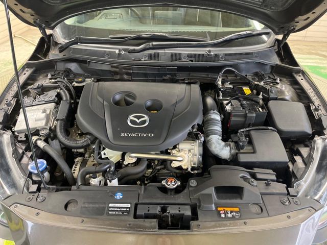 MAZDA2