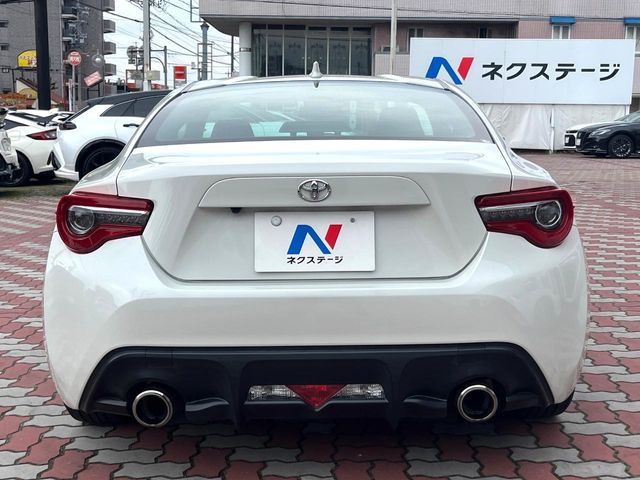 86