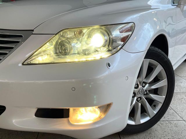 LEXUS LS460