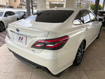 CROWN sedan hybrid