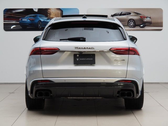 MASERATI Grecale