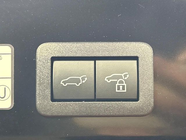 COROLLA CROSS HYBRID
