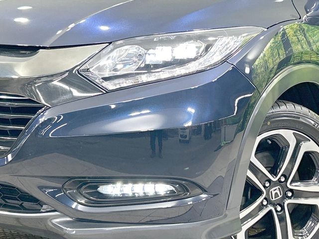 VEZEL HYBRID 4WD