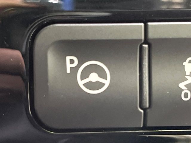 PRIUS 4WD