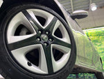 PRIUS 4WD
