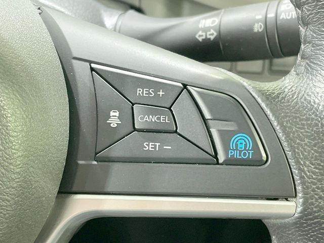 SERENA  S-HYBRID 4WD