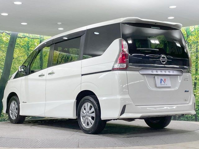 SERENA  S-HYBRID 4WD
