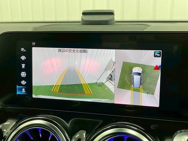 MERCEDES BENZ GLB